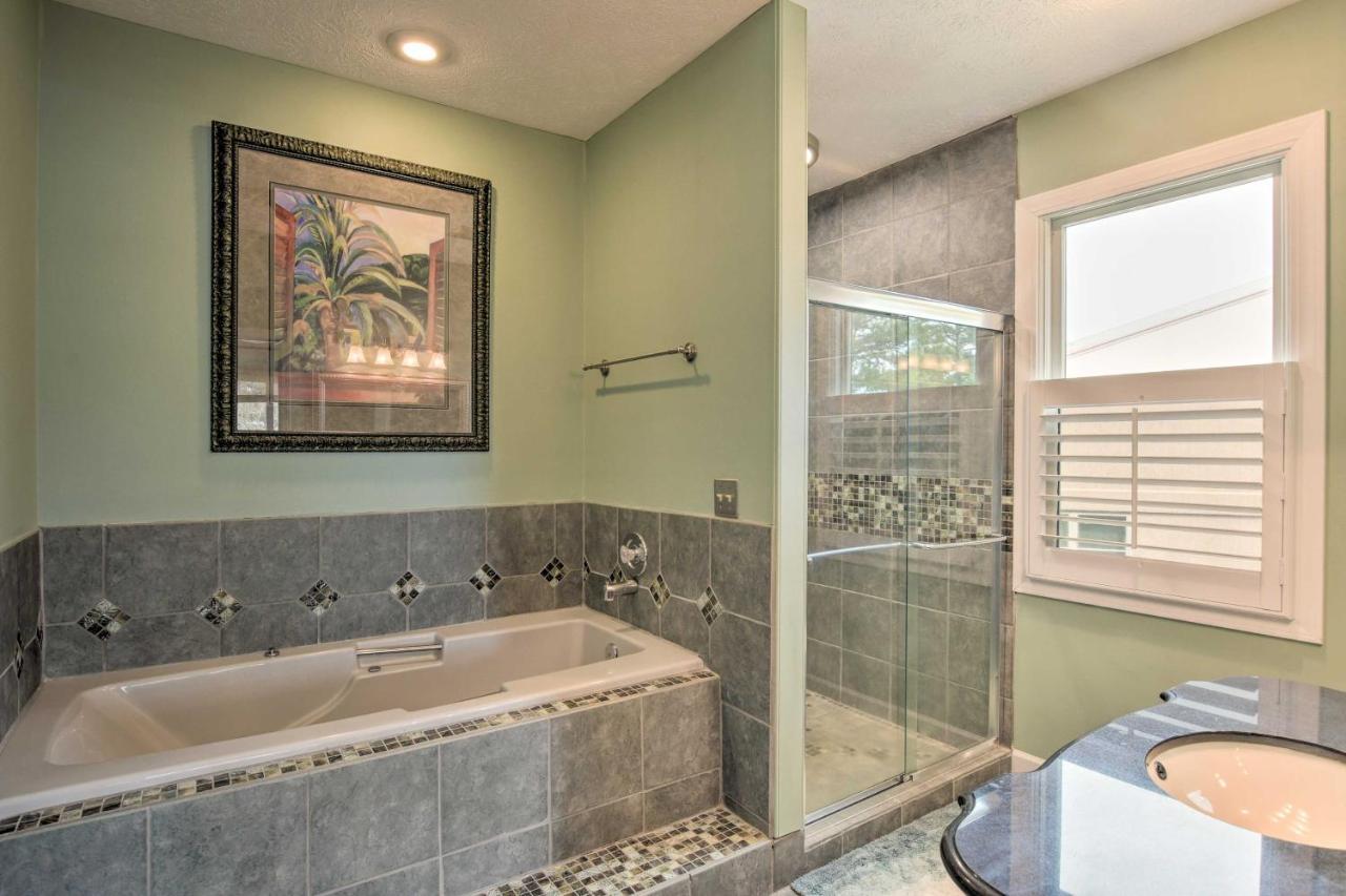 Lake Keowee Resort Condo With Balcony And Pool Access! Salem Екстериор снимка